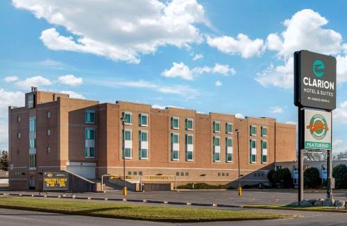 Brandon Hotel | Clarion Hotel & Suites