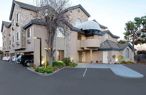 South San Jose Hotel | Clarion Inn Silicon Valley