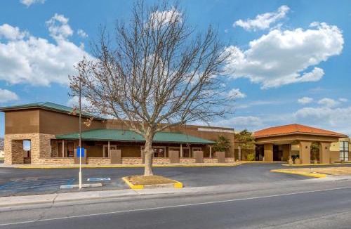 Roswell Hotel | Clarion Inn & Suites Roswell
