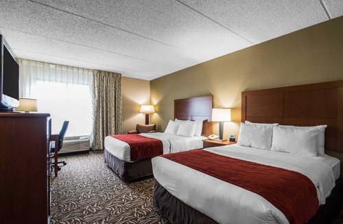 Cortland Hotel | Clarion Inn & Suites - University Area