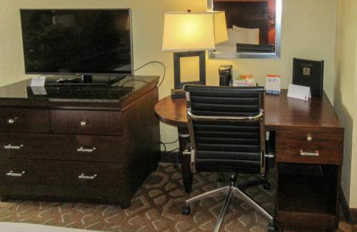 Fort Collins Hotel | Clarion Inn