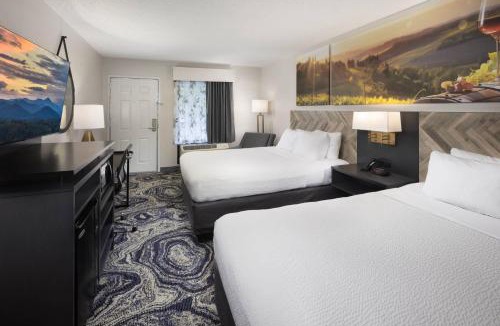 Asheville Hotel | Clarion Pointe Biltmore Village