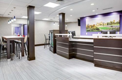 Asheville Hotel | Clarion Pointe Biltmore Village
