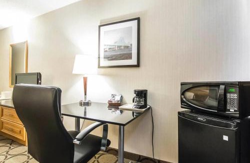 Campbellton Hotel | Clarion Pointe