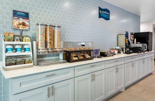 Ederville Hotel | Clarion Pointe Fort Worth East - Arlington