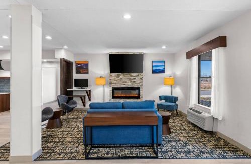 Archdale Hotel | Clarion Pointe I-85 High Point - Archdale