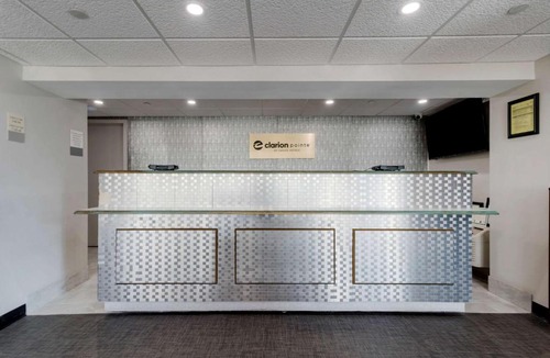 McDonough Hotel | Clarion Pointe McDonough