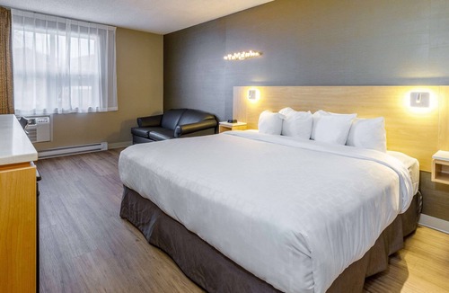 Ste. Foy Hotel | Clarion Pointe Quebec Airport