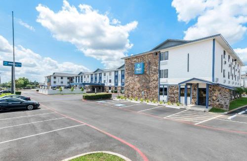 Shreveport Hotel | Clarion Pointe Shreveport West