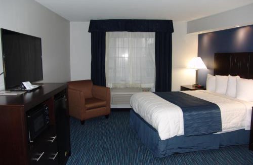 Downtown Syracuse Hotel | Clarion Pointe Syracuse Downtown