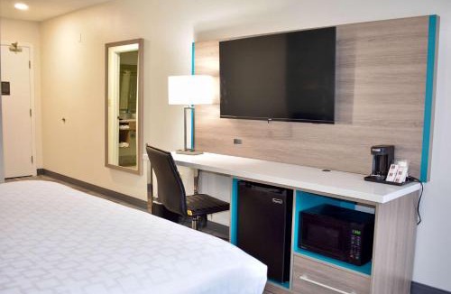 Vidalia Hotel | Clarion Pointe Vidalia - Lyons West