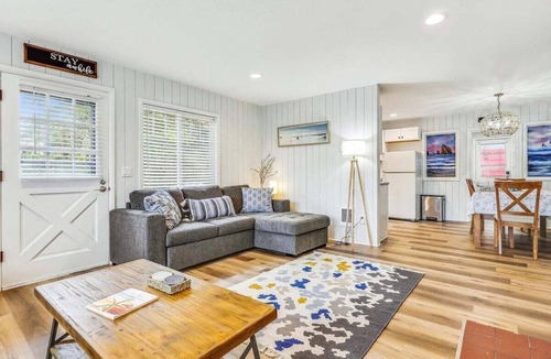Cannon Beach House | Clark Cabin - Cozy Cottage!