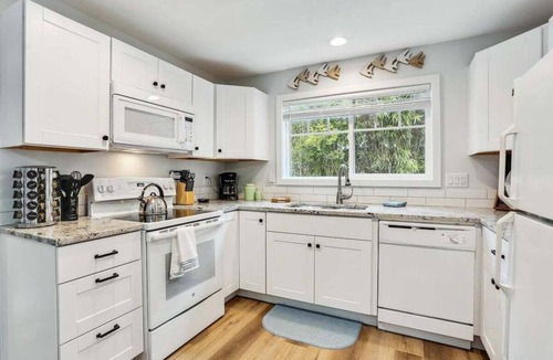 Cannon Beach House | Clark Cabin - Cozy Cottage!