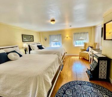 Newburyport Bed & Breakfast | Clark Currier Inn