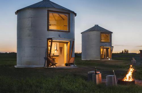 Kalispell House | Clark Farm Silos #4 - Scenic Mountain Views