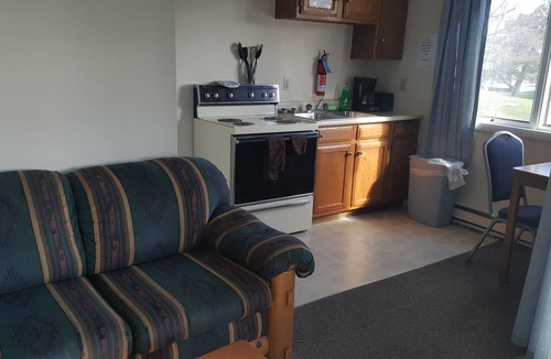 Old Forge Hotel | Clark's Beach Motel