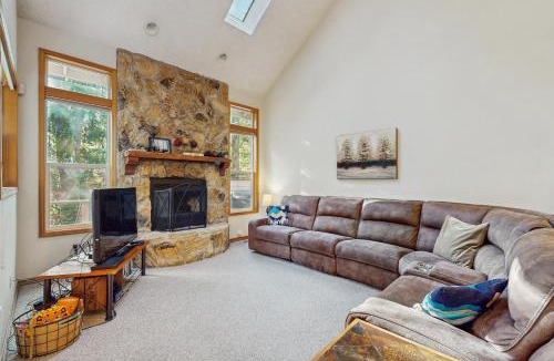 Welches House | Clark's Mountain Condo