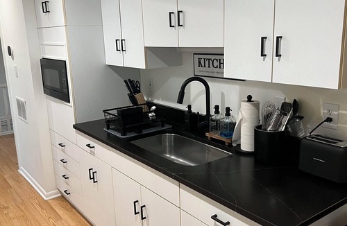 Brooklyn Apartment | Clarklake Escape with Lake Access