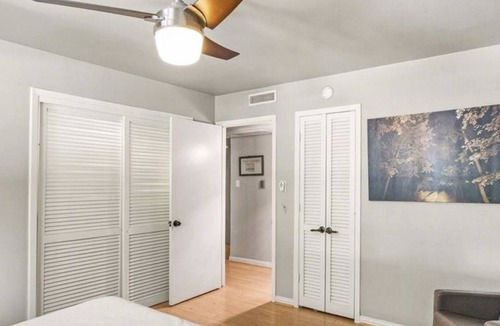 Clarksville Condo | Clarksville condo less than 1 mi from W 6th and Capitol