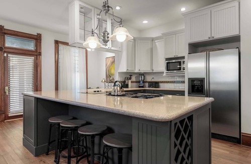 Clarksville House | Clarksville Home with Game Room Near Pease Park