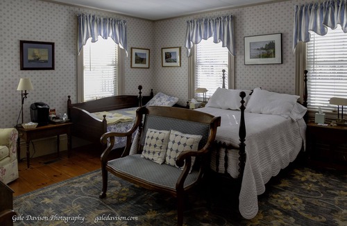 Jefferson Bed & Breakfast | Clary Lake Bed and Breakfast