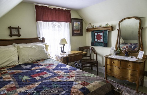 Jefferson Bed & Breakfast | Clary Lake Bed and Breakfast