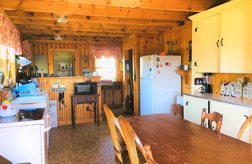 West Dennis House | Clasic Cape Cod Beach House with Ocean Views and AC