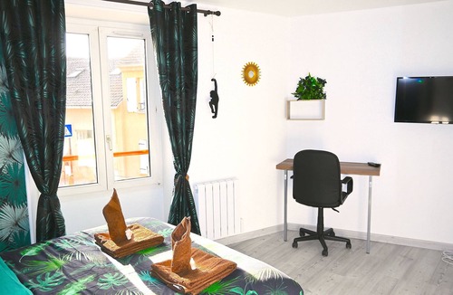 Villeneuve-sous-Dammartin Apartment | Class&Tropical Apt 10mn CDG AIRPORT