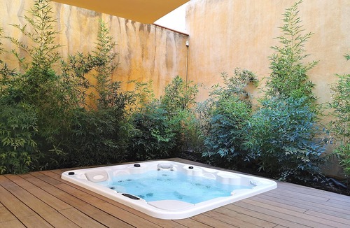 El Raval Apartment | CLASSBEDROOM PORT RAMBLAS SPA