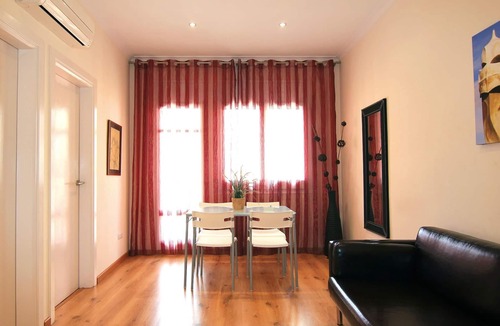 El Camp de l'Arpa del Clot Apartment | CLASSBEDROOM SAGRADA FAMILIA II APARTMENT