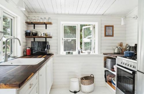 Nykobing Sjaelland House | Classic 1937 Cottage On A Natural Plot