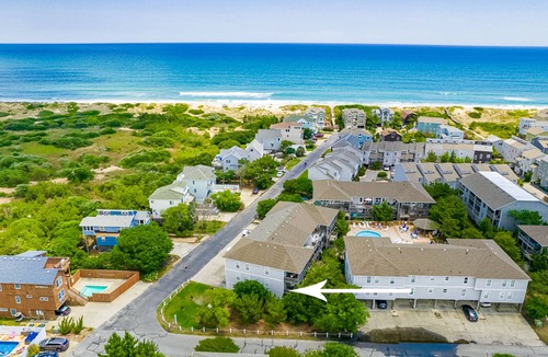 Ocean Sands Condo | Classic 3BR 2nd-Floor | Balcony | Pool