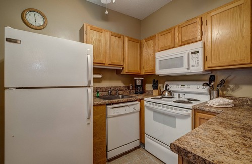 Weirs Beach Condo | Classic 3BR Getaway – Short Drive to Lake & Beach