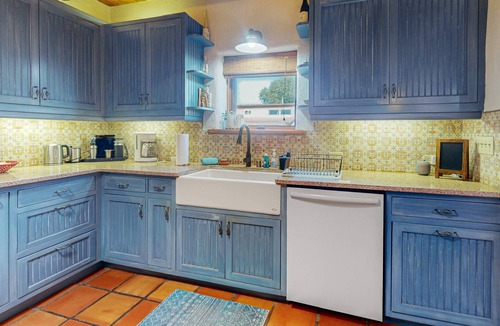 Taos House | Classic Adobe with hot tub, covered patio & pond near town