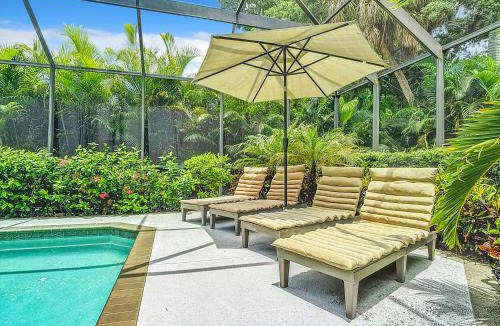 Bonita Springs House | Classic Arcades Heated Pool Home by Beach & Dining