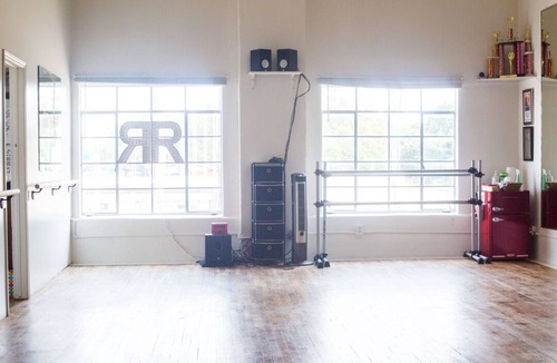 South Dallas - Fair Park Apartment | Classic Artist Loft in the Heart of Historic Fair Park