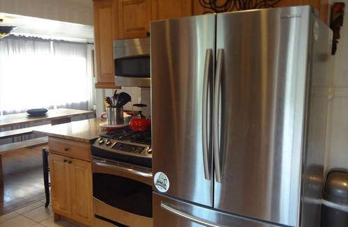 Loveladies House | Classic Beach Cottage Steps to Private Beach Access