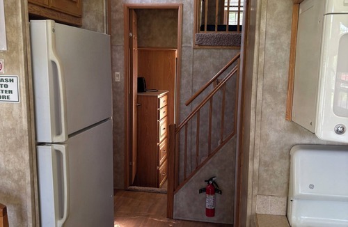 Hammond House | Classic Camper on Black Lake w/Lake view. Campground & Pet Friendly!