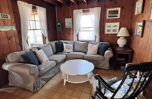 West Dennis Cottage | Classic Cape Cod Cottage - Steps from Beach!