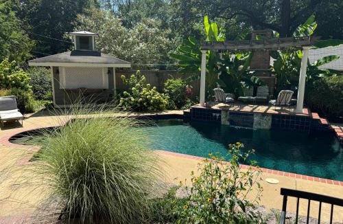 University District Villa | Classic Central Memphis Four Bedroom Home