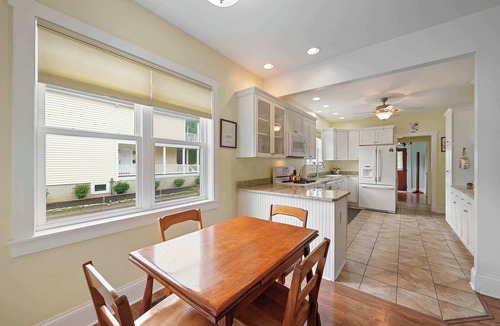 Grandview Heights House | Classic Charm on Ashland – For 8