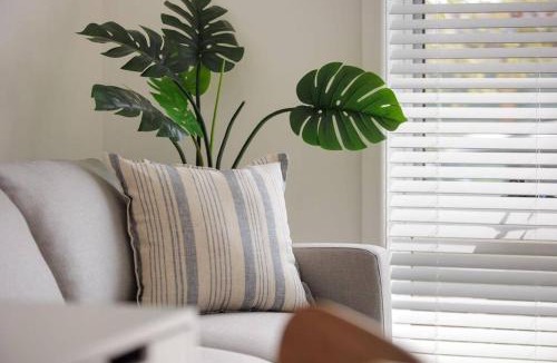 South Albury Apartment | Classic Chic on Olive