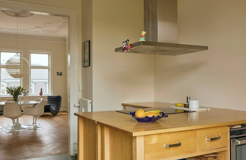 Frederiksberg C Apartment | Classic Copenhagen flat with large terrace