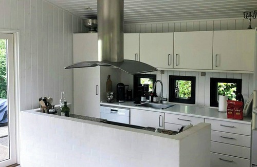 Hornbaek House | Classic cottage charm near Hornbæk Beach