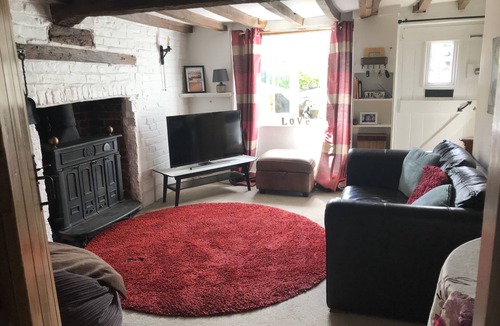 Cole Green House | Classic Country cottage