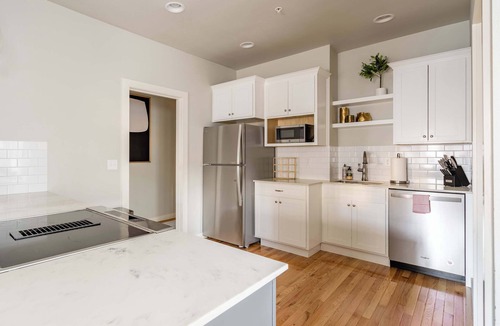 Kerns House | Classic Craftsman Stay - 2BR 2BA - Portland Charm