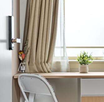 Bexley House | Classic Double Room - Prime Location in Bexley - Shared Bathroom