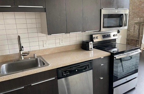 Smoketown Jackson Apartment | Classic Downtown Louisville Lofts