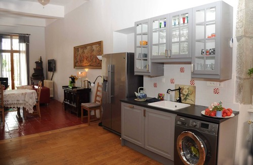 Limoux Apartment | Classic France Double:AC, BBQ, fresh&clean, garden
