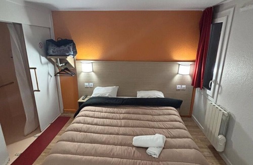 Fontenay-Tresigny Hotel | Classic Hôtel